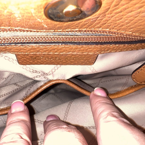 Michael Kors White Handbag/crossbody - Picture 7 of 12